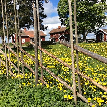 Skyberga Torp Kumla Villa Eksteriør bilde